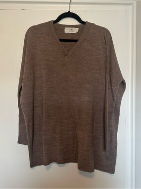Twenty5A Brown V-Neck Sweater